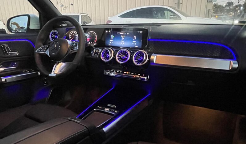 MERCEDES-BENZ CLASE GLB 200 PROGRESSIVE 2025 lleno