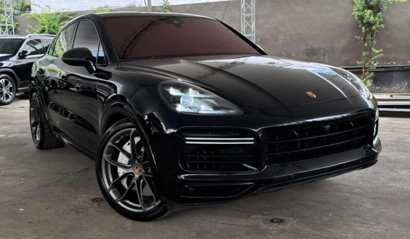PORSCHA CAYENNE TURBO COUPE 2020 lleno