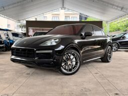 PORSCHA CAYENNE TURBO COUPE 2020
