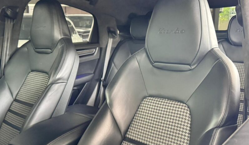 PORSCHA CAYENNE TURBO COUPE 2020 lleno