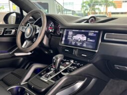 PORSCHA CAYENNE TURBO COUPE 2020 lleno