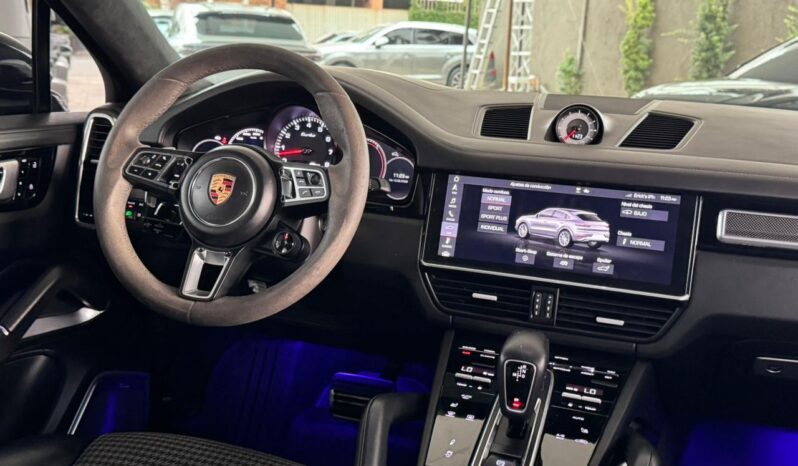 PORSCHA CAYENNE TURBO COUPE 2020 lleno