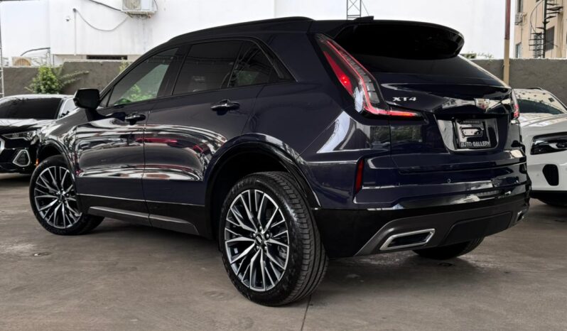 CADILLAC XT4 350T 2024. lleno