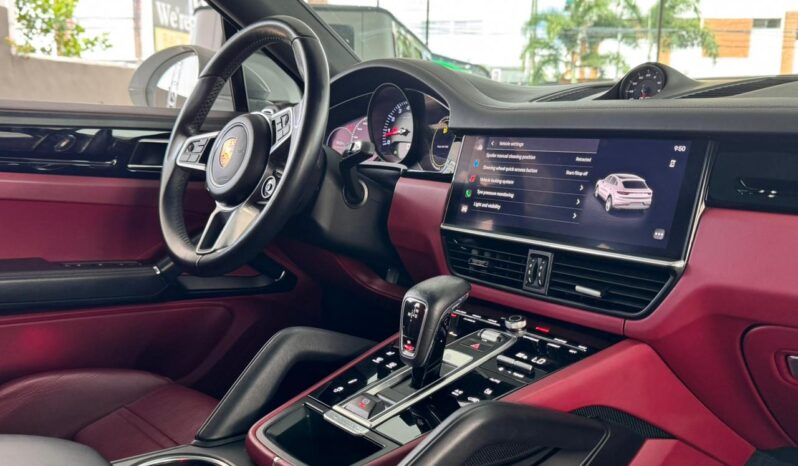 PORSCHA CAYENNE COUPE 2022 lleno