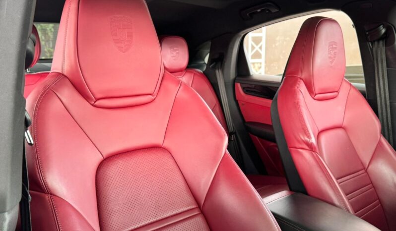 PORSCHA CAYENNE COUPE 2022 lleno