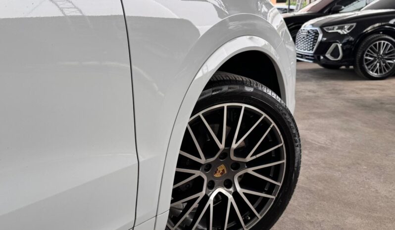 PORSCHA CAYENNE COUPE 2022 lleno