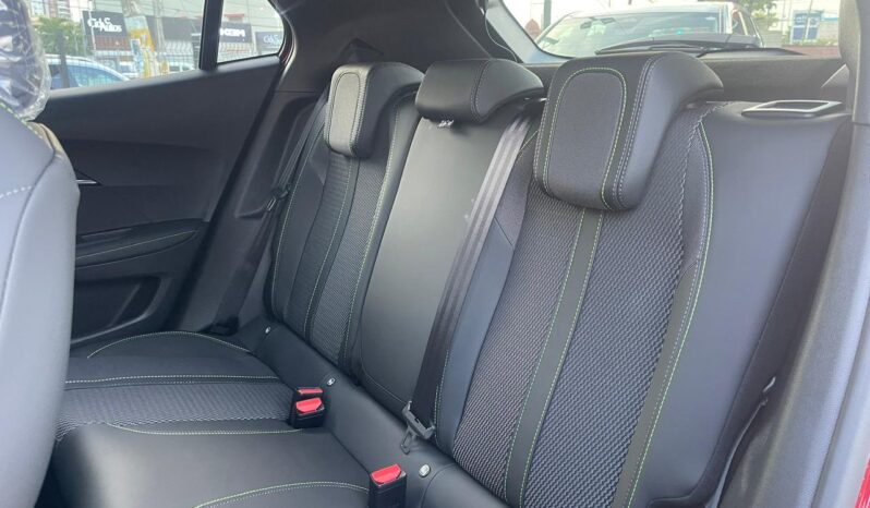 Peugeot 2008 GT Line 2026 lleno
