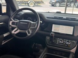 LAND ROVER DEFENDER 110 SE 2024 lleno