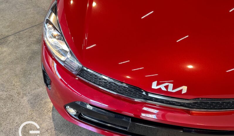 KIA SOLUTO LX 2026 lleno