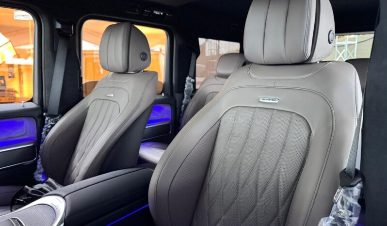MERCEDES-BENZ CLASE G 63 AMG 2026 lleno