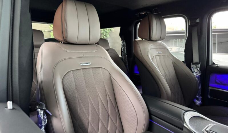 MERCEDES-BENZ CLASE G 63 AMG 2026 lleno