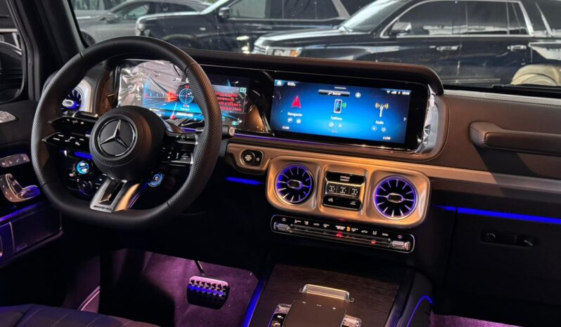 MERCEDES-BENZ CLASE G 63 AMG 2026 lleno