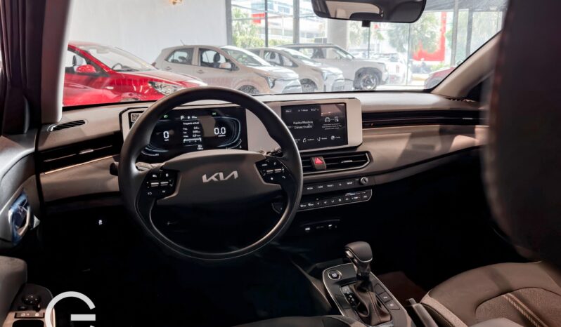 KIA K3 CROSS 2026 lleno