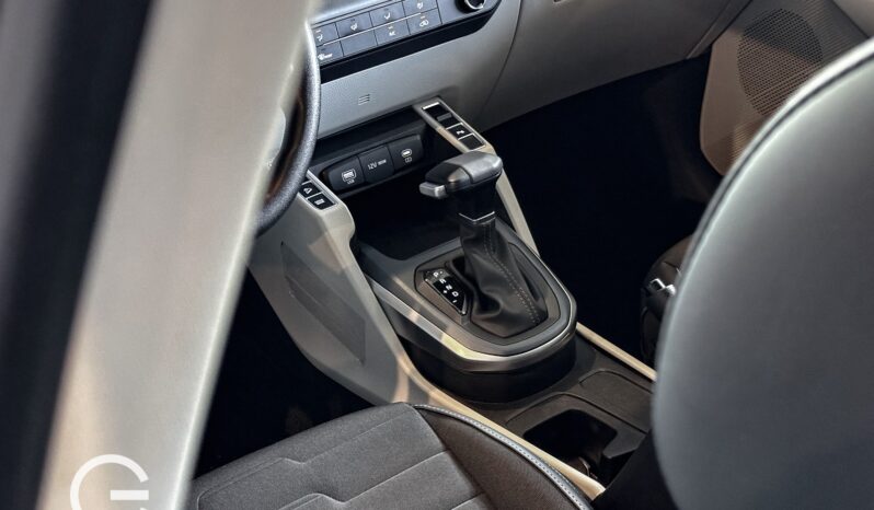 Kia Carens 2027 lleno
