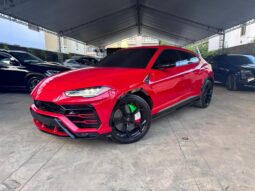 LAMBORGHINI URUS 2020