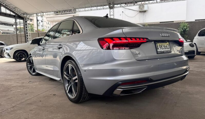 AUDI A4 ADVANCE PREMIUM 2022 lleno