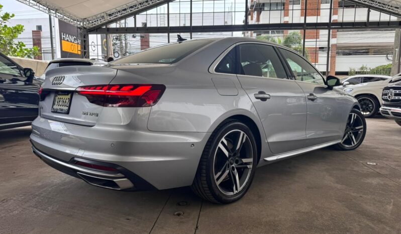AUDI A4 ADVANCE PREMIUM 2022 lleno