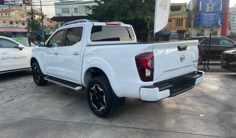 NISSAN FRONTIER LE 2026 lleno
