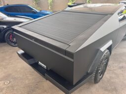 TESLA CYBERTRUCK FOUNDATION SERIES 2024 lleno