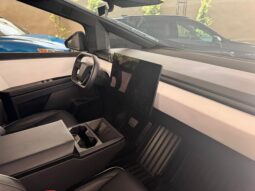 TESLA CYBERTRUCK FOUNDATION SERIES 2024