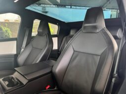 TESLA CYBERTRUCK FOUNDATION SERIES 2024 lleno
