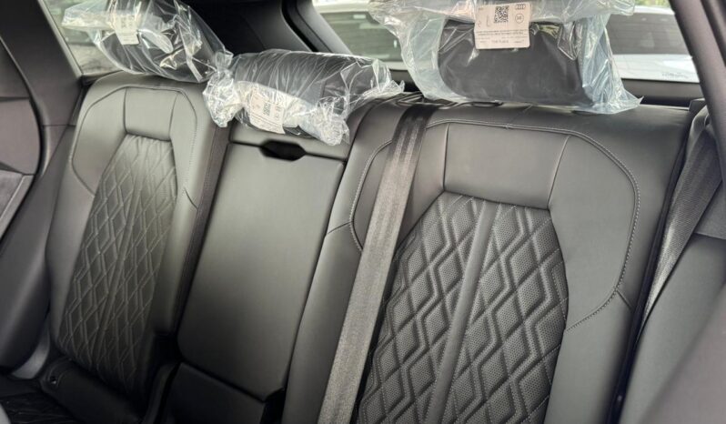 AUDI Q5 SLINE 2025 lleno
