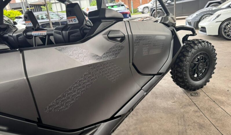 CAN-AM MAVERICK R MAX X RS 2026 lleno