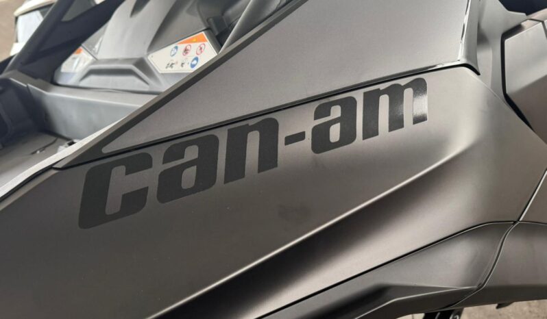 CAN-AM MAVERICK R MAX X RS 2026 lleno