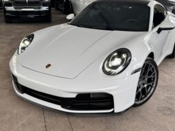 PORSCHE 911 CARRERA 2025 lleno