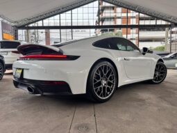 PORSCHE 911 CARRERA 2025 lleno