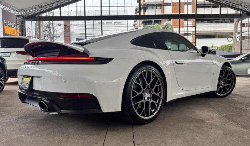 PORSCHE 911 CARRERA 2025 lleno