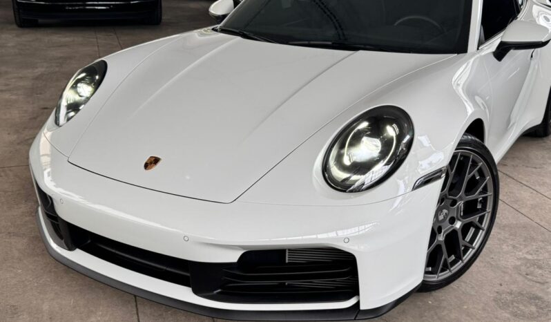 PORSCHE 911 CARRERA 2025 lleno