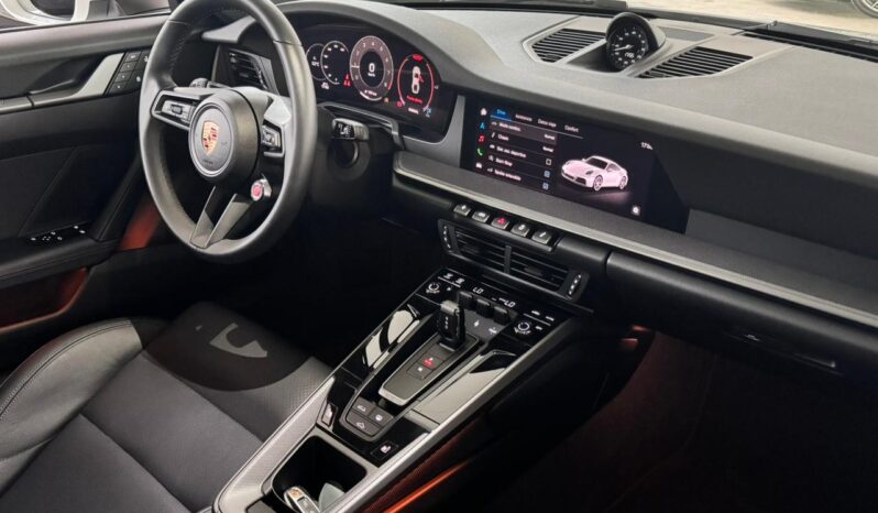 PORSCHE 911 CARRERA 2025 lleno