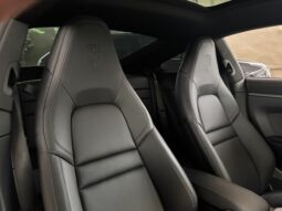 PORSCHE 911 CARRERA 2025 lleno