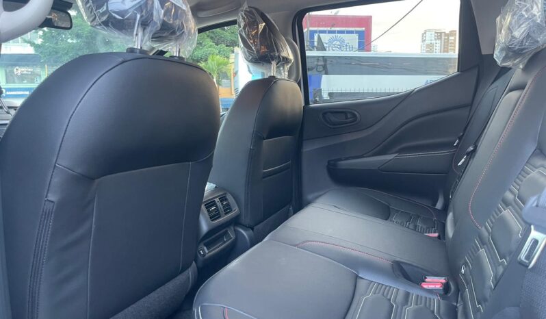 NISSAN FRONTIER Pro-4X 2027 lleno