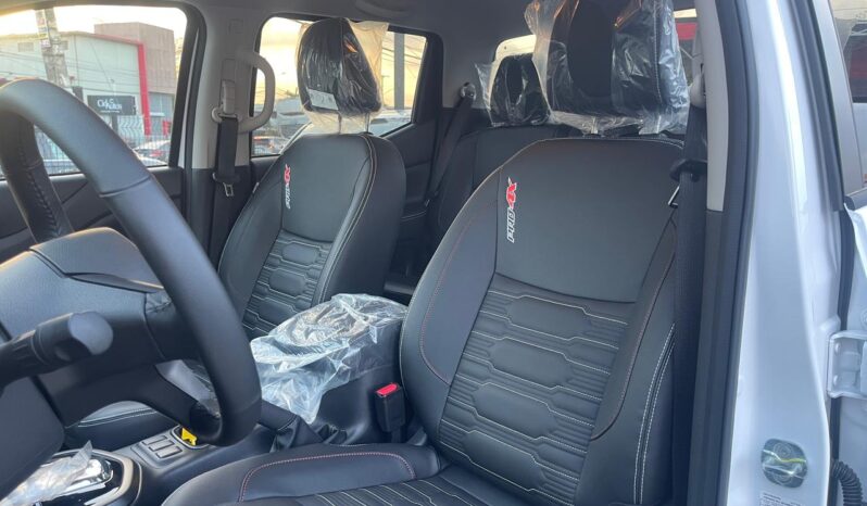 NISSAN FRONTIER Pro-4X 2027 lleno