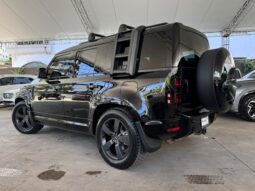 LAND ROVER DEFENDER 110 SE HYBRID 2025 lleno