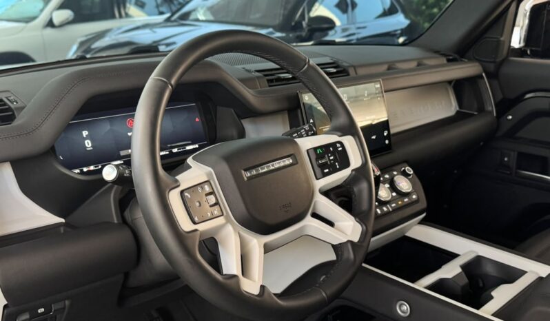 LAND ROVER DEFENDER 110 SE HYBRID 2025 lleno