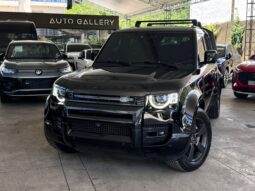 LAND ROVER DEFENDER 110 SE HYBRID 2025 lleno