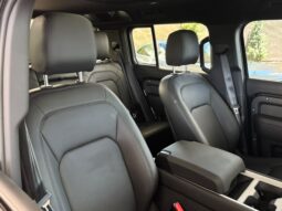 LAND ROVER DEFENDER 110 SE HYBRID 2025 lleno