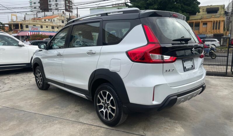 Suzuki XL7 Hybrid 2026 lleno