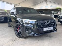 AUDI Q7 S-LINE 2025