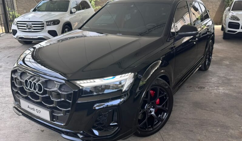 AUDI Q7 S-LINE 2025 lleno