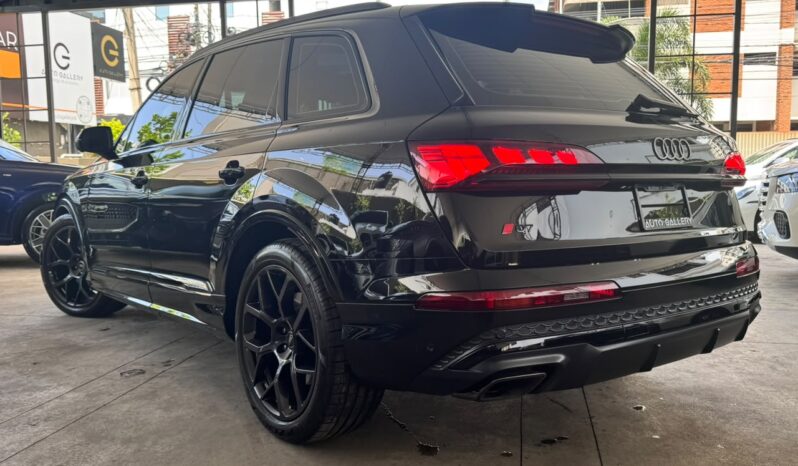 AUDI Q7 S-LINE 2025 lleno