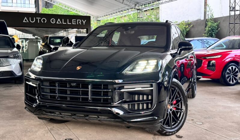 PORSCHE CAYENNE GTS 2026 lleno