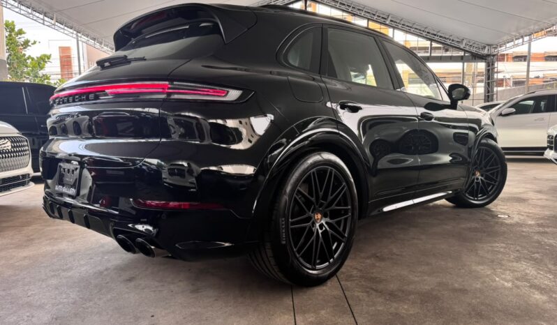 PORSCHE CAYENNE GTS 2026 lleno