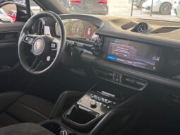 PORSCHE CAYENNE GTS 2026 lleno