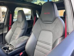 PORSCHE CAYENNE GTS 2026. lleno