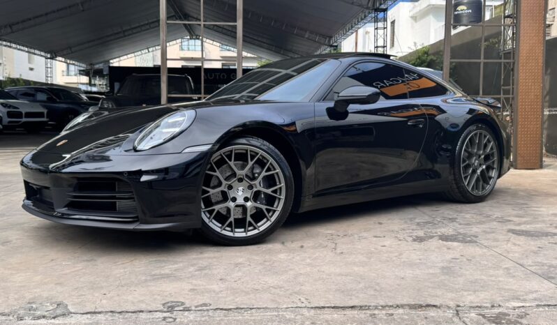 PORSCHE 911 CERRERA 2025 lleno