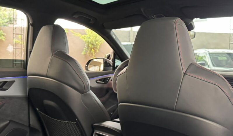 AUDI Q7 S-LINE 2025 lleno
